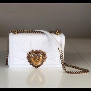 Dolce Devotion Quilted Shoulder Bag in Optic White